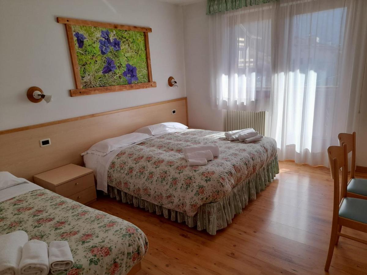 Hotel Garni B&B Maffei Пинцоло Екстериор снимка