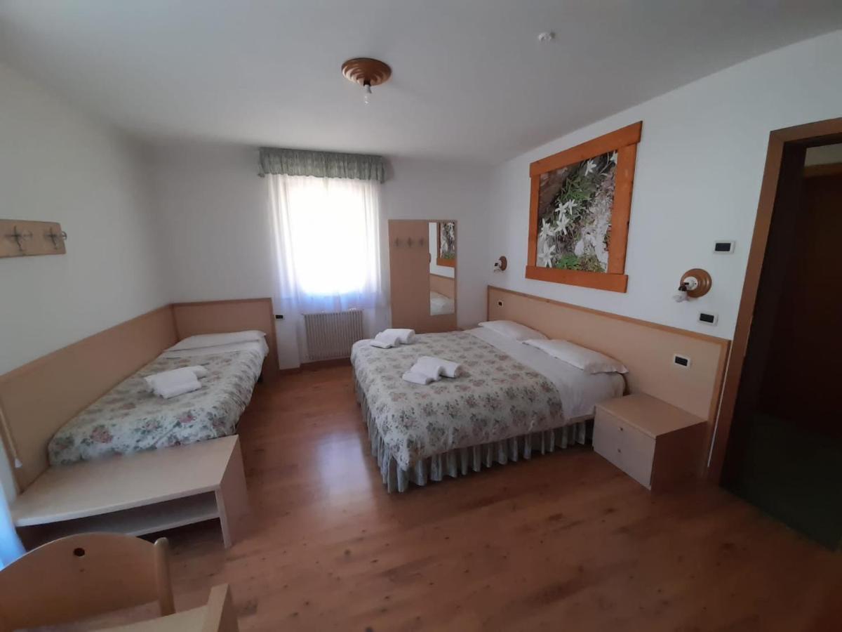 Hotel Garni B&B Maffei Пинцоло Екстериор снимка