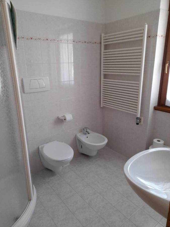 Hotel Garni B&B Maffei Пинцоло Екстериор снимка