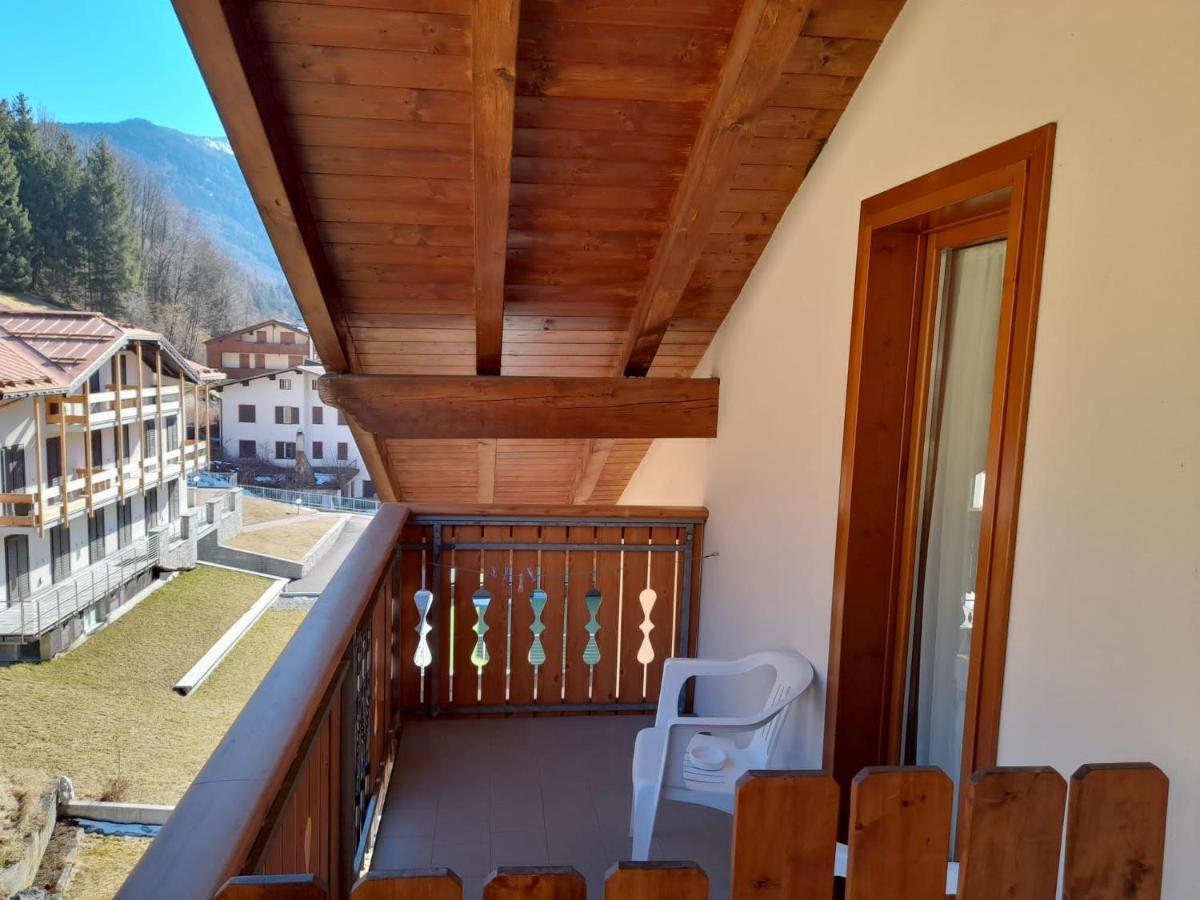 Hotel Garni B&B Maffei Пинцоло Екстериор снимка
